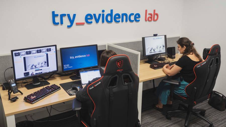 One of Try Evidence's Laboratory setups to perform TAP